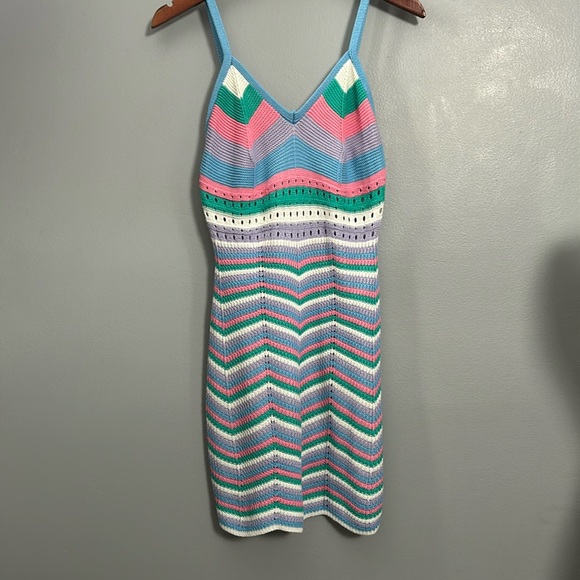 Colorful v-neck Crochet Chevron knit Dress Size small - Picture 10 of 16